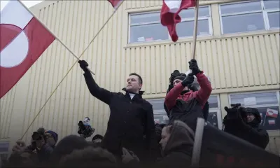 "Le Groenland n'est pas à vendre": des milliers de manifestants à Copenhague et Nuuk