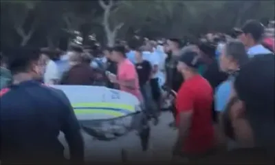 Des policiers malmenés sur la plage de Palmar