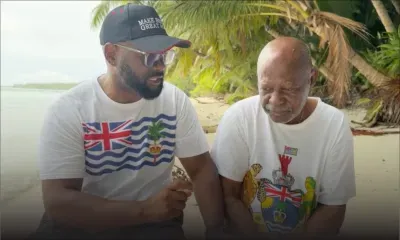 «Nous sommes chez nous» : un groupe de Chagossiens conduit par Misley Mandarin, «Premier ministre en exil», pose pied aux Chagos