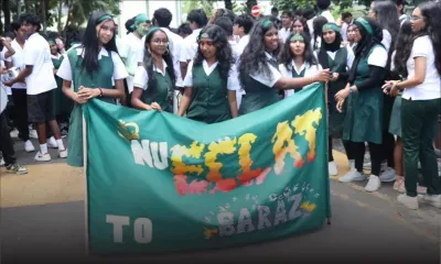 Arrivée des lauréats du Queen Elizabeth College