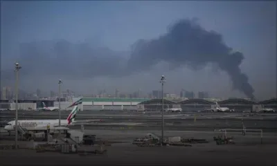 A l'abri des missiles, des touristes à Dubaï attendent leur vol retour