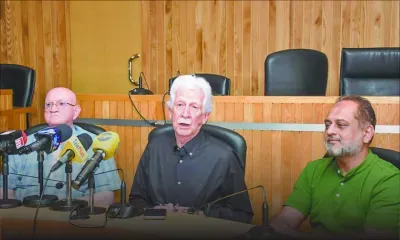 Bérenger évoque des «décisions difficiles» après le 12 mars