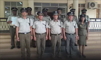 Cinq officiers promus au grade d’Assistant Superintendent of Prisons après 33 ans de service