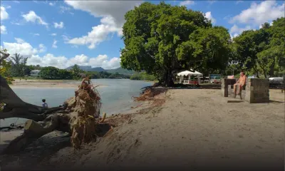Érosion à la plage publique de Tamarin : des mesures d’urgence enclenchées, affirme le ministère de l’Environnement