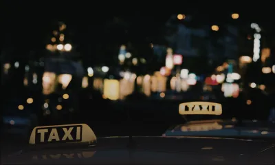 Cour suprême : 243 chauffeurs de taxi contestent la légalité du service en ligne « Taxi by Alalia powered by Uber »