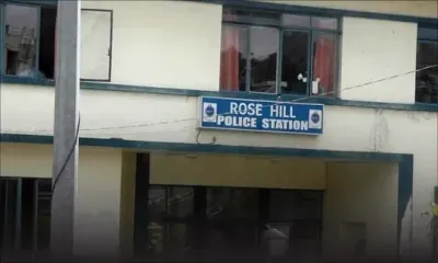 Rose-Hill : quatre sabres découverts dans une voiture lors d’un contrôle routier