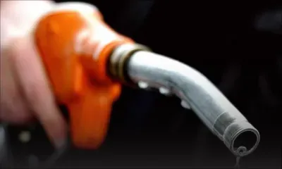 Le pétrole repart à la baisse, le marché relativise les risques en mer Rouge