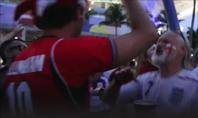 Mondial: "On va ramener la coupe à la maison," l'Angleterre en demies, les supporters exultent