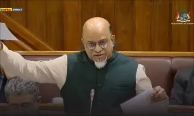 Parlement : «La pension de vieillesse réduite demeure universelle et non contributive», dit Ashok Subron 