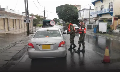Confinement : barrage policier à Candos 