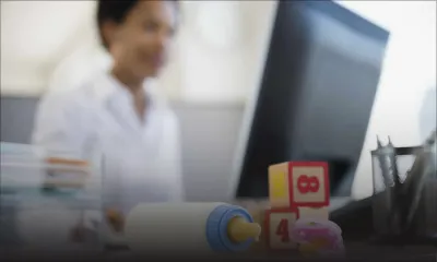 Rapport du FMI: six femmes sur dix quittent le travail pour la famille