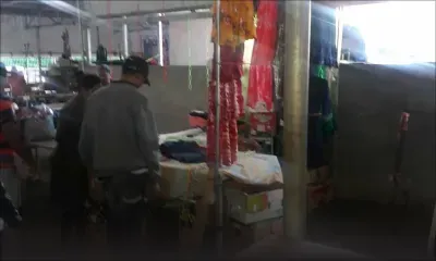 Propriétaire et employé sous le choc : après 20 ans d’occupation, leur étal alloué à un tiers