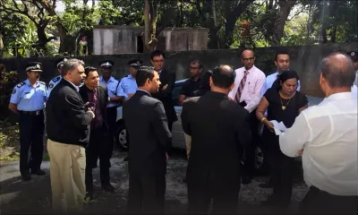 Visite des lieux : la rénovation de deux cours de district en bonne voie