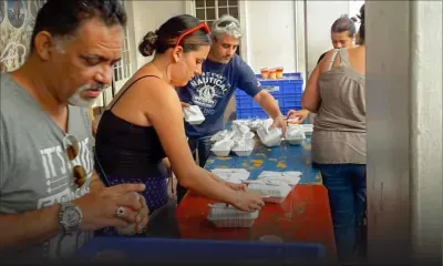 Plus de 350 repas servis aux SDF par le personnel de Kreola