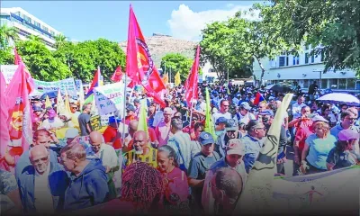 Marche contre la réforme de la pension «BLD», l’arme du peuple, retournée contre ses élus 