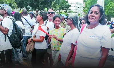 Yogita Baboo : «Pravind Jugnauth ek so lekip ena toupe vinn dan lamars sindika» 