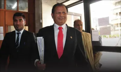 Raj Dayal démissionnera-t-il ? : réponse aujourd’hui en début d’après-midi