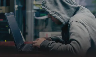 Escroquerie en ligne : plus d’un million de roupies volées par un pseudo-prêtre à une septuagénaire