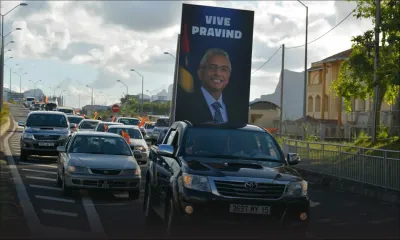 No 8 : défilé célébrant l’accession de Pravind Jugnauth au poste de Premier ministre