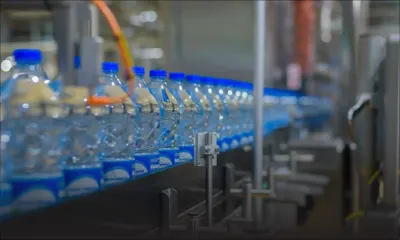 Consommation : la chaleur booste la demande pour l’eau embouteillée