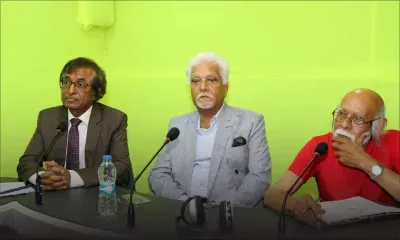 Jean Claude de l’Estrac : «Le nouveau PM imprime ses marques»