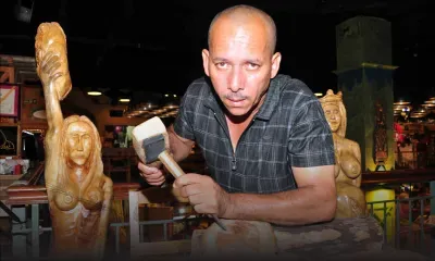 Noël Verny redonne vie au bois