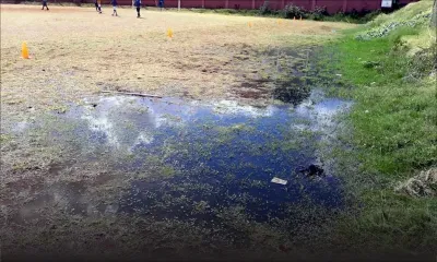 Vallée-Pitot : des eaux usées sur le terrain de foot d’une école
