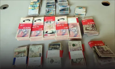 Flic-en-Flac : saisie de Rs 2,5 M chez une vendeuse de fruits confits