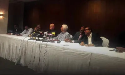 Paul Bérenger: «Le pays est sous le choc»