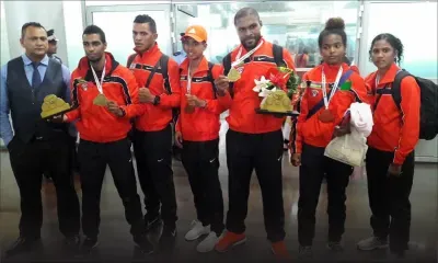 Coupe du monde de kick-boxing : les médaillés d’or accueillis avec les honneurs