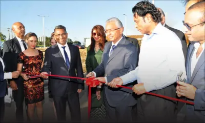 À Mare-d’Albert mardi - Le PM : «Les critiques ne détourneront pas mon attention»