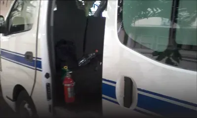 Alors qu’il transportait une malade: Un ambulancier s’arrête pour acheter des pommes d’amour