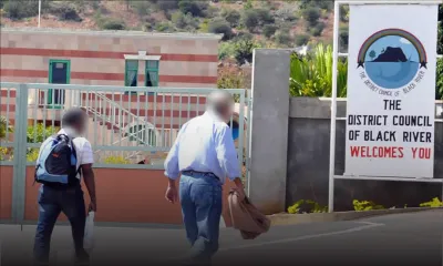 Conseil de district de Rivière-Noire : des lobbys pour empêcher le départ de Ludovic Labeauté