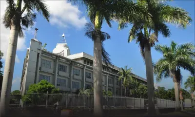 Parents divorcés : le recteur du collège lui refuse le transfert de son fils