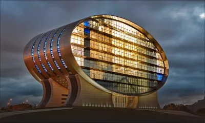 Fitch suggère une réduction et une diversification des prêts de la MCB