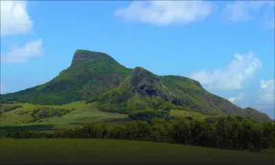 Un couple en difficulté lundi soir à la Montagne du Lion