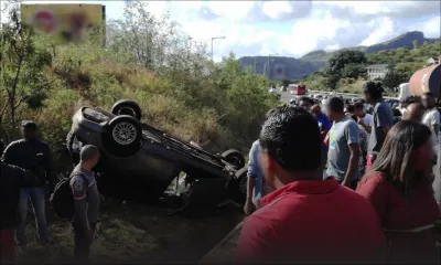 Sorèze : une voiture finit sa course dans un caniveau