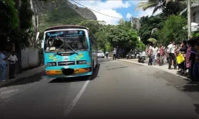 Un garçonnet de 9 ans heurté de plein fouet par un autobus - Sa mère : «Il faut placer des ralentisseurs, car cette route est dangereuse»