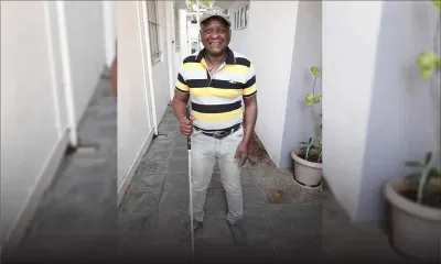 Une canne blanche pour Clency