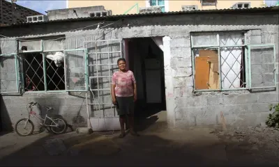 Maison inachevée à Baie-du-Tombeau : une famille se lave dans les toilettes