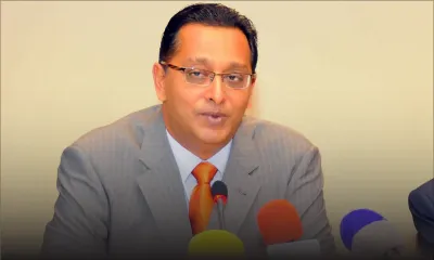 Heritage City : Roshi Bhadain contourne les questions des journalistes et parle football