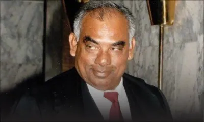 Transaction foncière : l’ancien Speaker Iswurdeo Seetaram au centre d’une nouvelle controverse