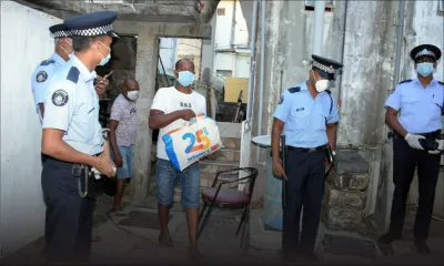 Distribution de vivres: les équipements arrivent pour les fonctionnaires craignant pour leur santé