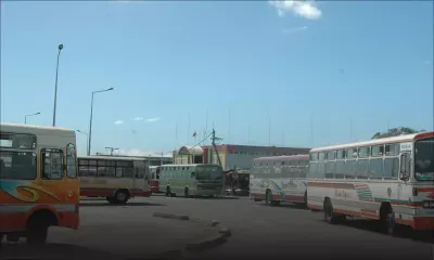 Gare de Flacq : des bus qui ne respectent pas les horaires