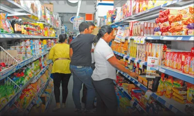 Consommation : le coût de la vie augmente de 0,6 % en un mois