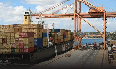 Suite au non-débarquement de marchandises au port, des importateurs craignent une pénurie de certains fruits 