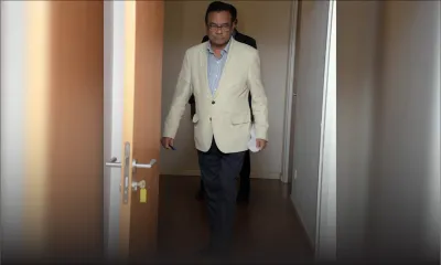 Après la révocation de Collendavelloo, ses proches collaborateurs prennent la porte de sortie