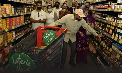 Jeu «Rempli to caddie» sur Radio Plus : Fareed Mohamedhosen remporte un caddie de provisions d’une valeur de Rs 5 379