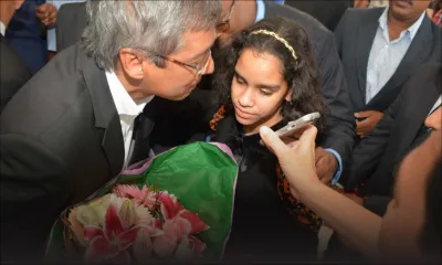 Xavier-Luc Duval promet l’aide du ministère de la Culture à Jane Constance