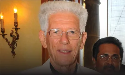 Mgr Maurice E. Piat fait cardinal : demande pour une audience privée avec le pape